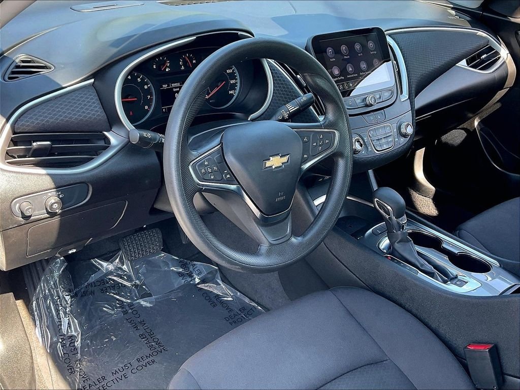Used 2024 Chevrolet Malibu LT FWD image 8