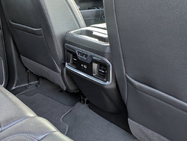 Used 2025 GMC Sierra 2500 SLT w/ SLT Convenience Package AWD/4WD image 28