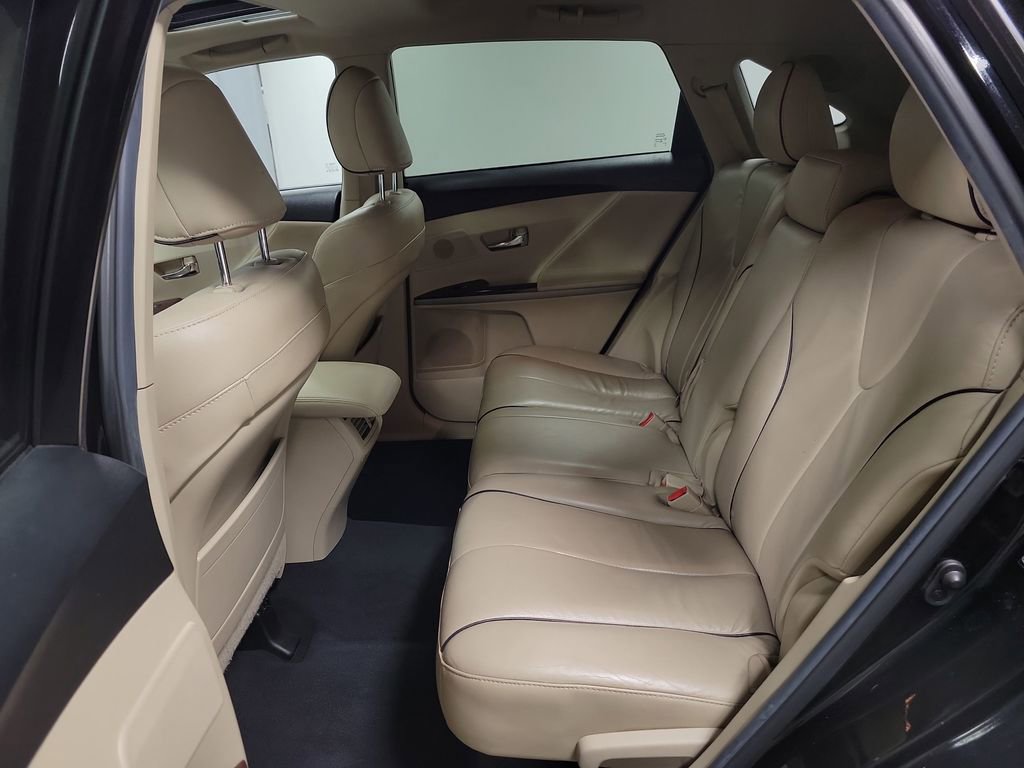 Used 2013 Toyota Venza XLE image 24