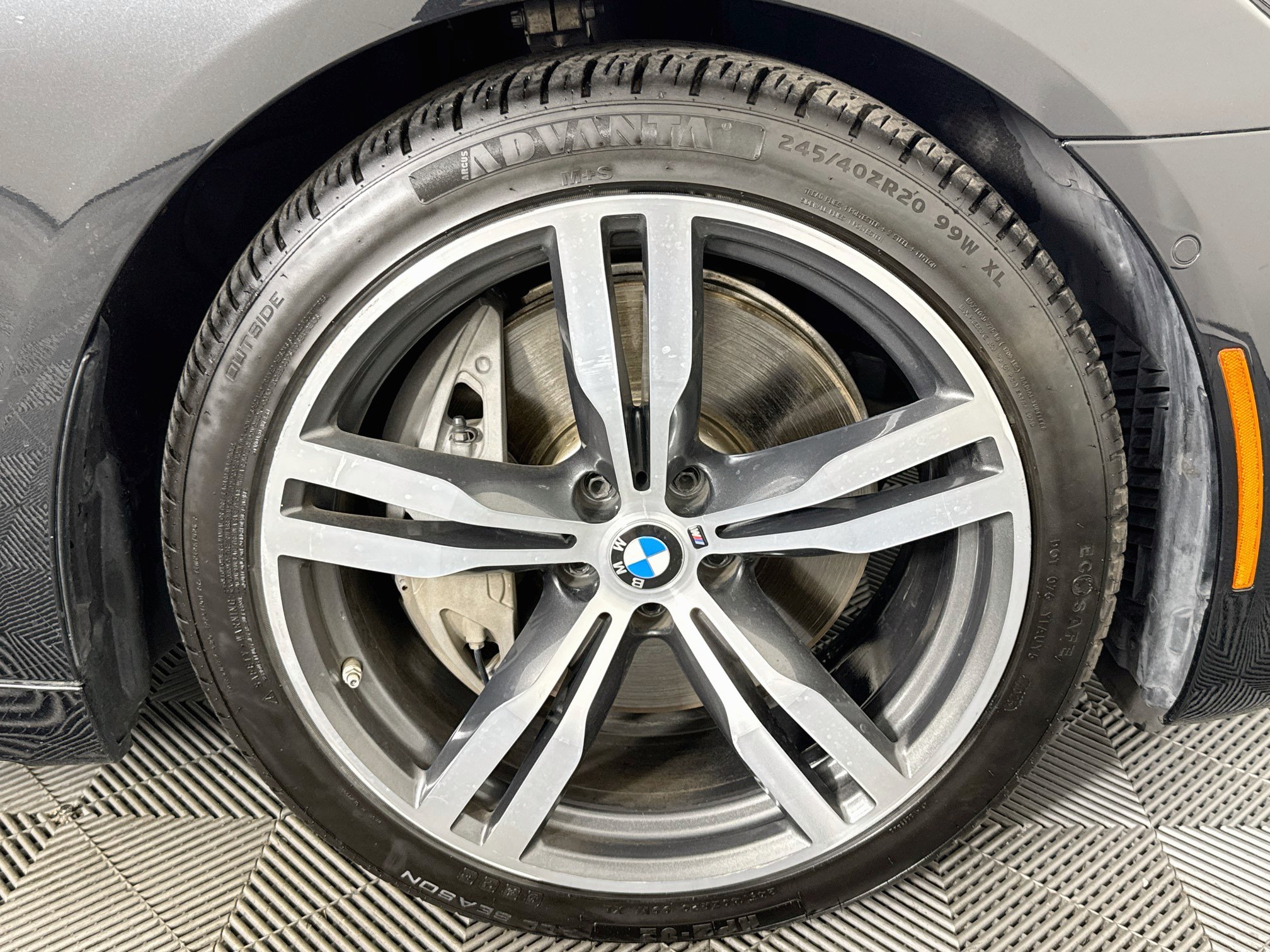 Used 2018 BMW 750i RWD image 30