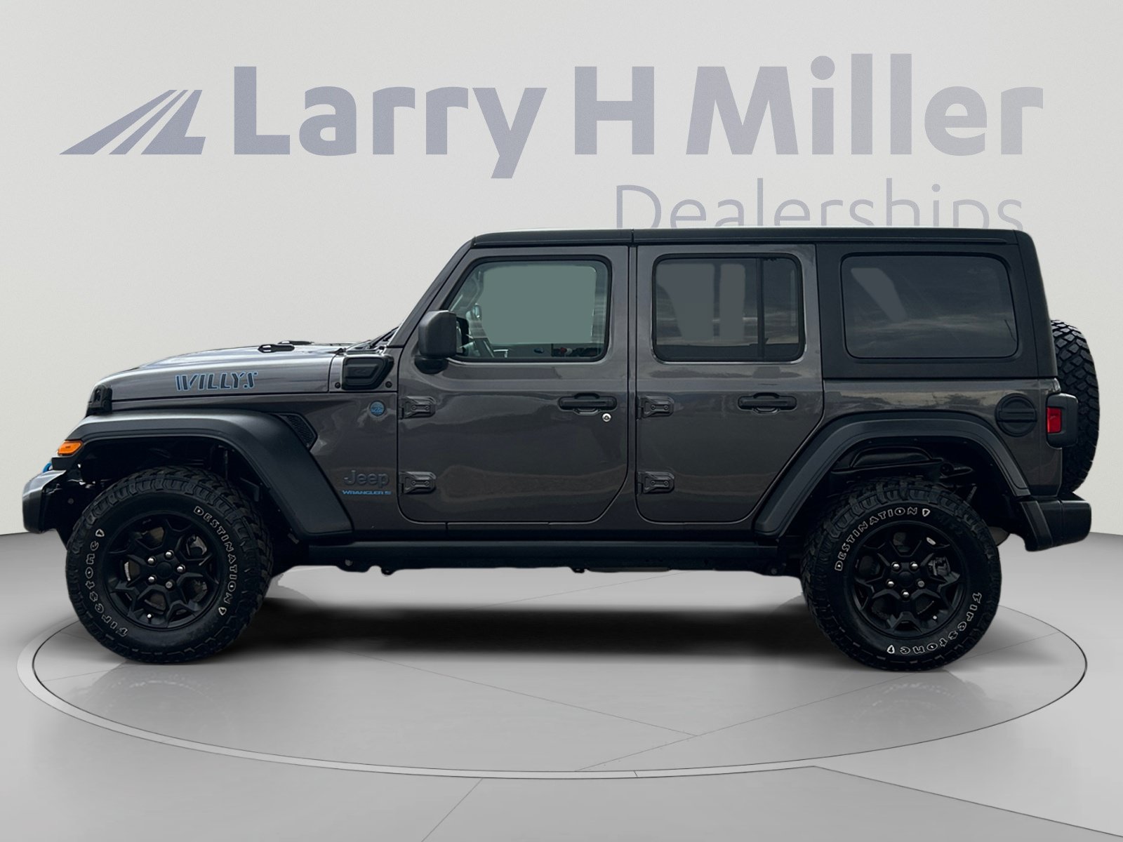 Used 2023 Jeep Wrangler Unlimited w/ 8.4" Radio Group AWD/4WD image 2