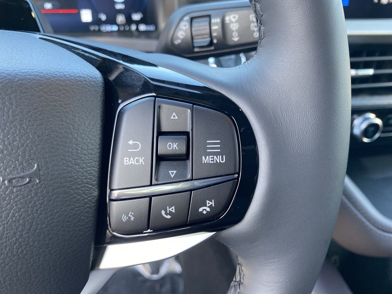 New 2026 Ford Explorer Platinum RWD image 25