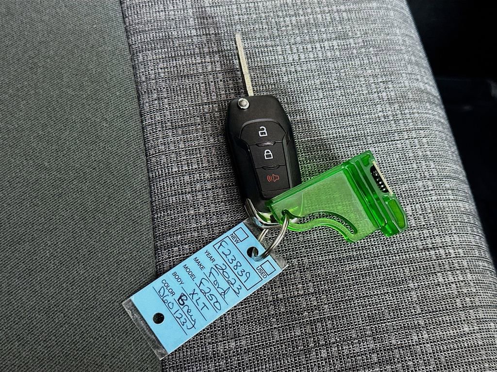 Used 2023 Ford F250 XLT image 33