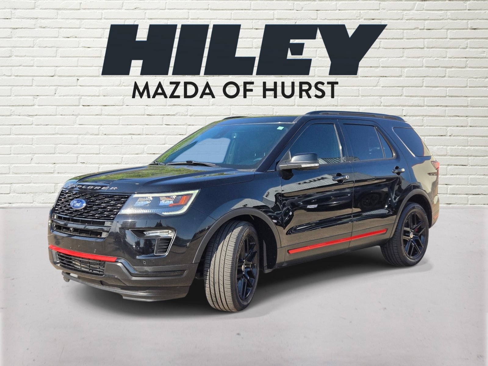 Used 2018 Ford Explorer Sport w/ Equipment Group 401A AWD/4WD image 3