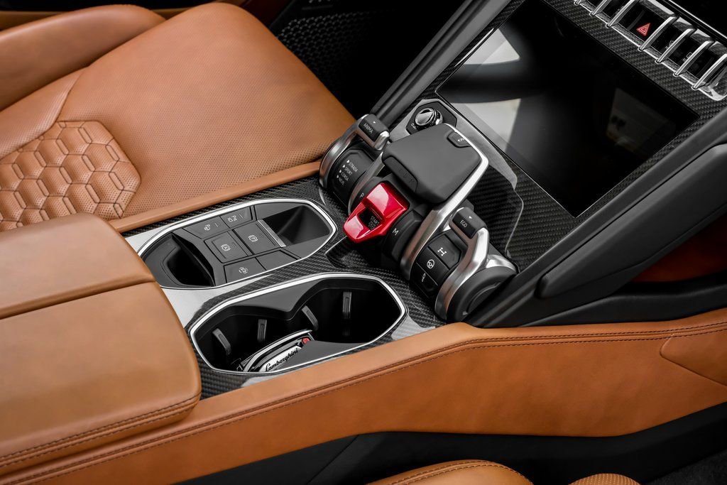 Used 2022 Lamborghini Urus image 22