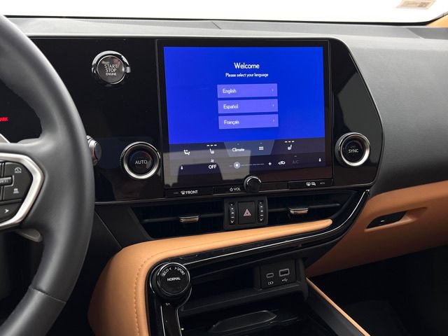Used 2025 Lexus NX 250 FWD w/ Towing Package (2000 Lbs) image 22