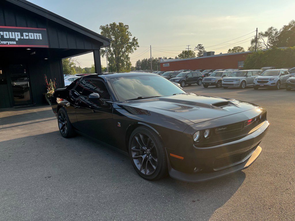 Used 2022 Dodge Challenger R/T Scat Pack w/ Plus Package image 1