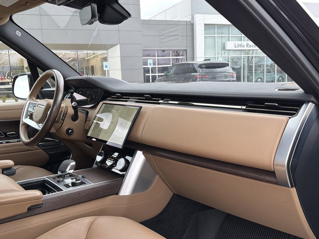 Used 2023 Land Rover Range Rover SE image 15