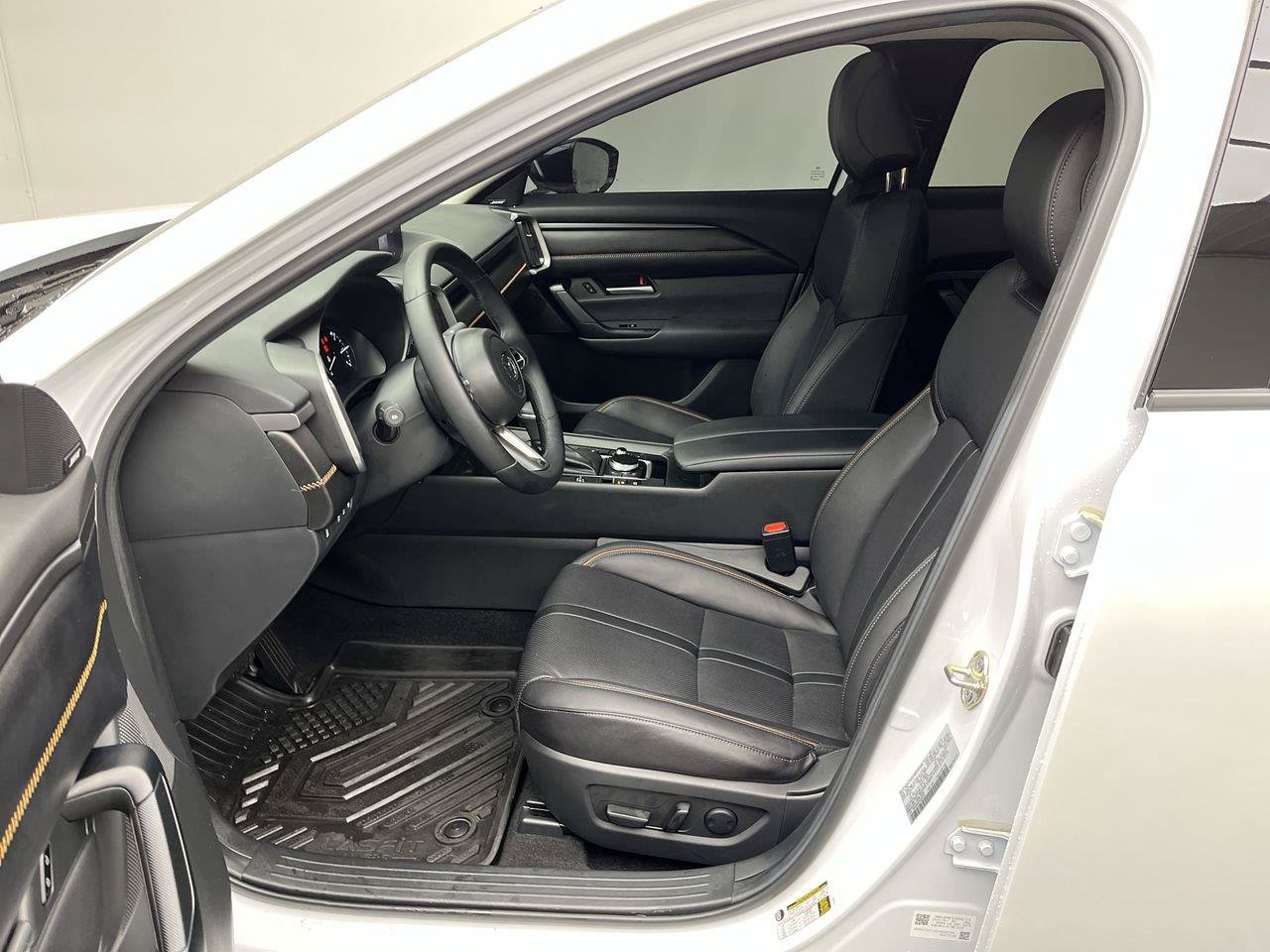 Certified 2026 MAZDA CX-50 AWD 2.5 Hybrid w/ Premium Pkg image 3