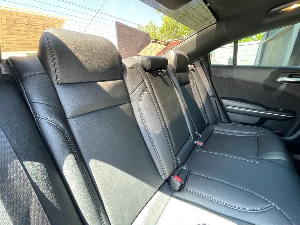Used 2023 Dodge Charger R/T w/ Blacktop Package RWD image 29