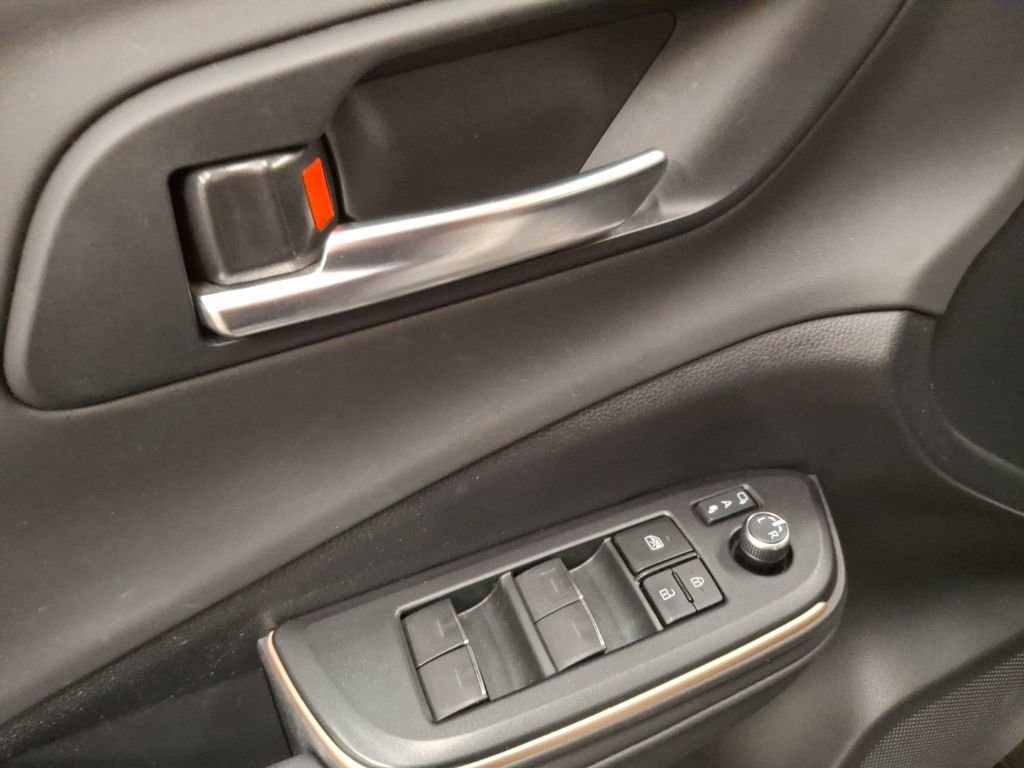 Used 2023 Toyota Crown XLE image 14