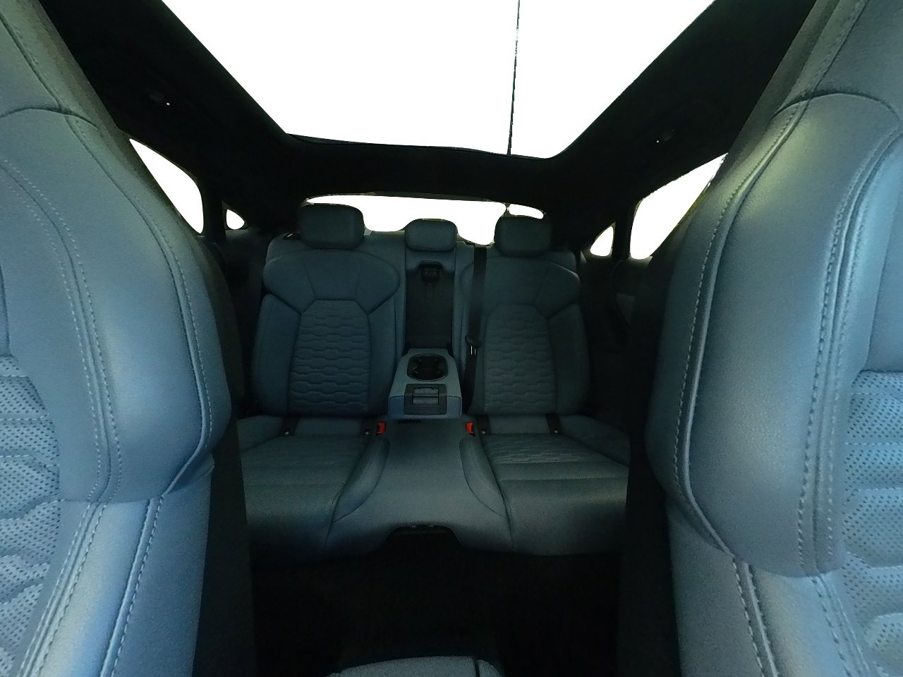 Used 2024 Audi e-tron GT Premium Plus image 66