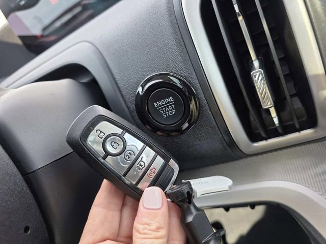 Used 2025 Ford Expedition Active image 15