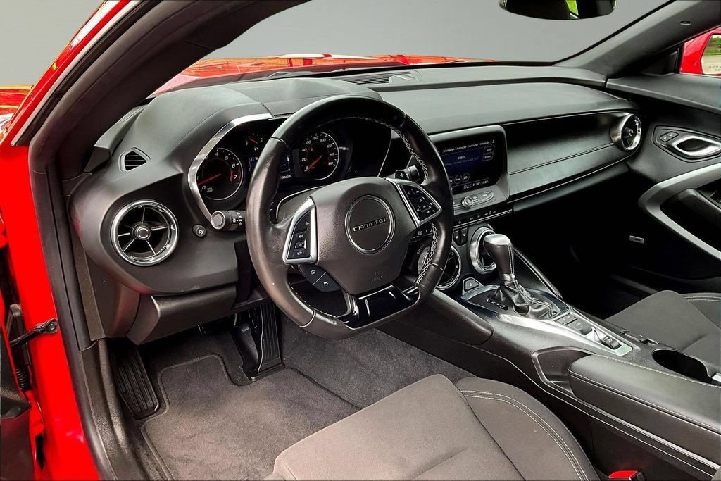 Used 2022 Chevrolet Camaro LT w/ Technology Package RWD image 14