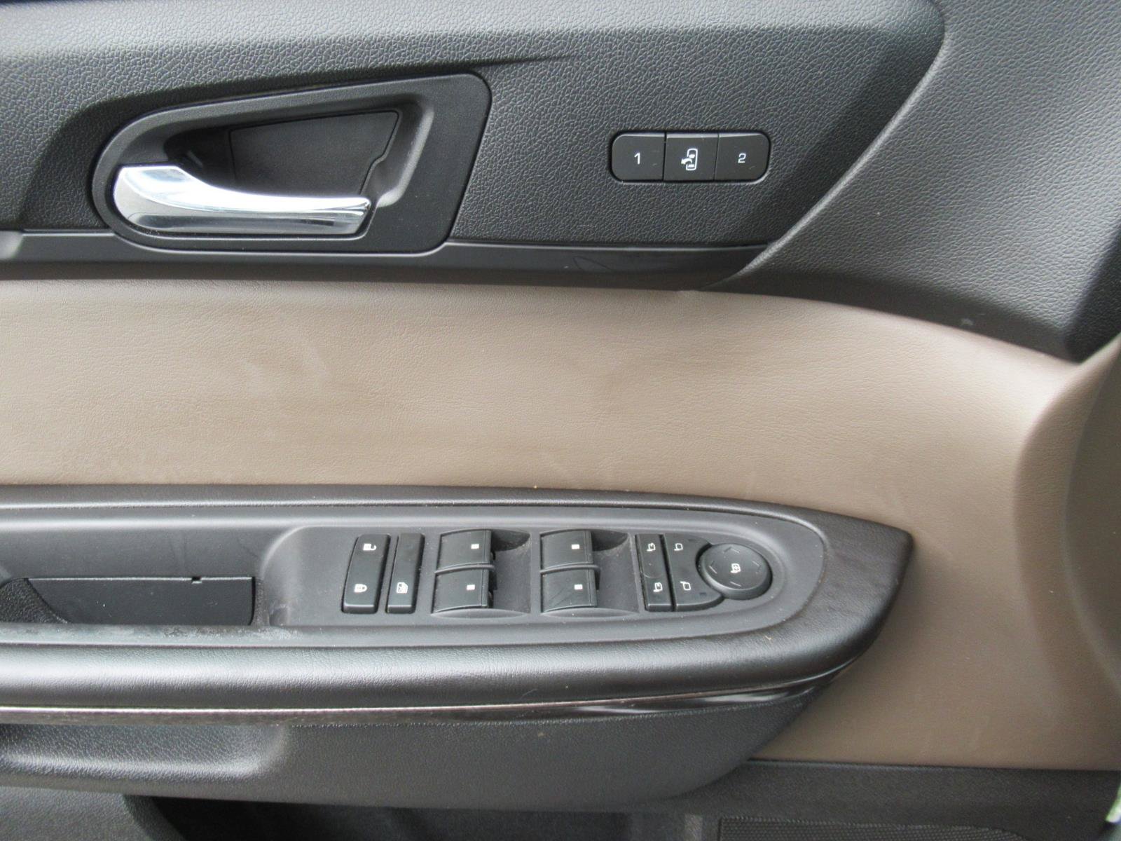 Used 2017 GMC Acadia Limited SLT FWD image 21
