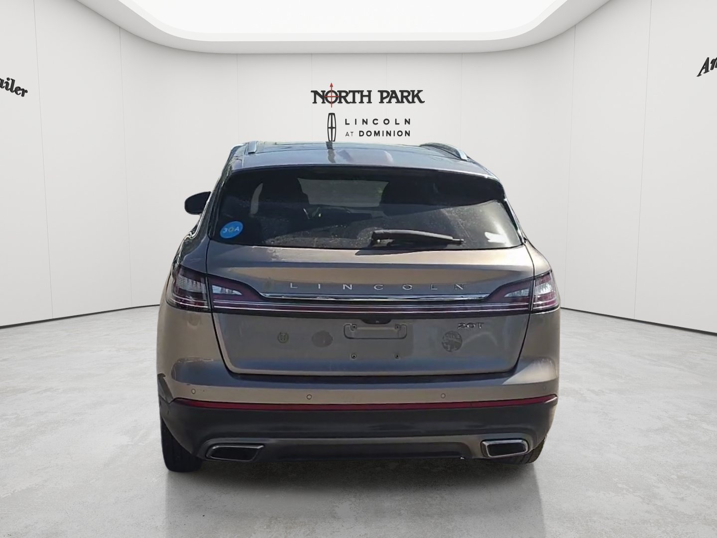 Used 2020 Lincoln Nautilus Reserve FWD image 4
