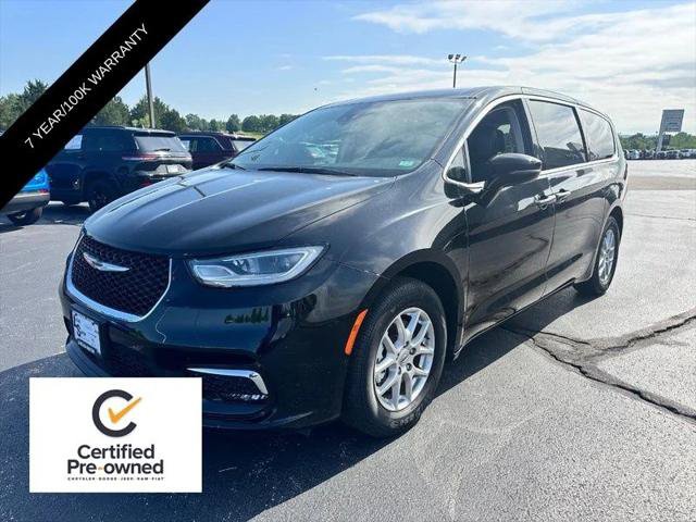 Certified 2024 Chrysler Pacifica Touring-L FWD image 8