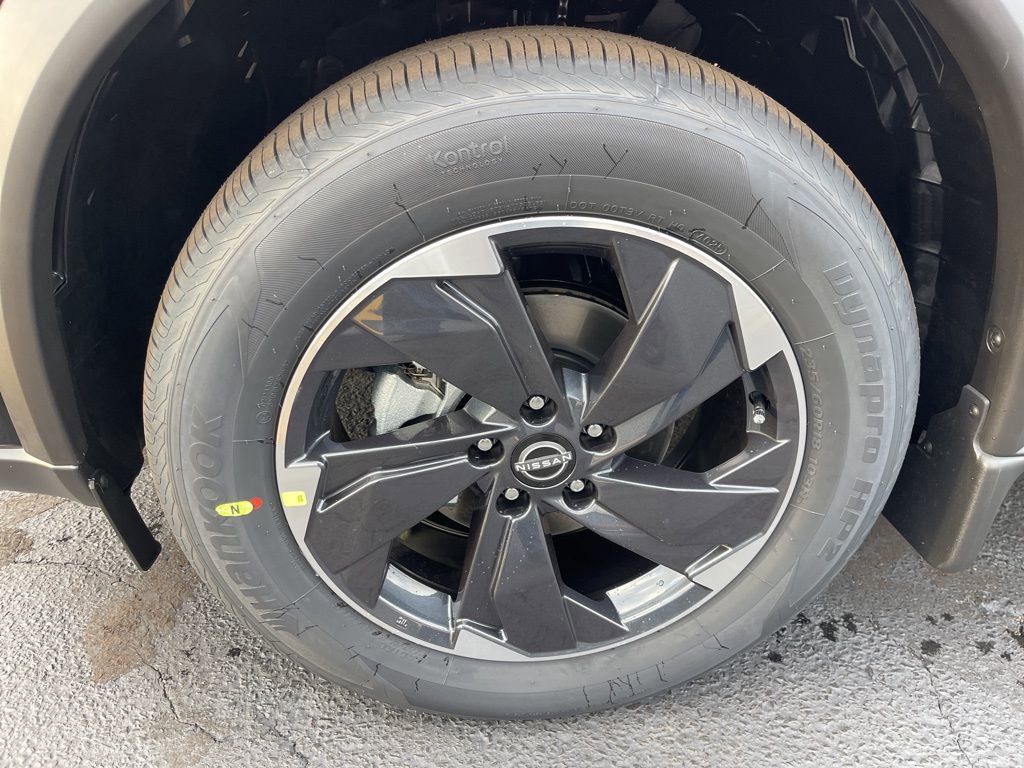 New 2026 Nissan Rogue SV w/ Cold Weather Package image 30