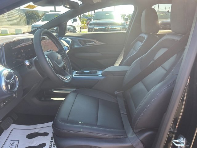 New 2026 Chevrolet Equinox EV LT image 15