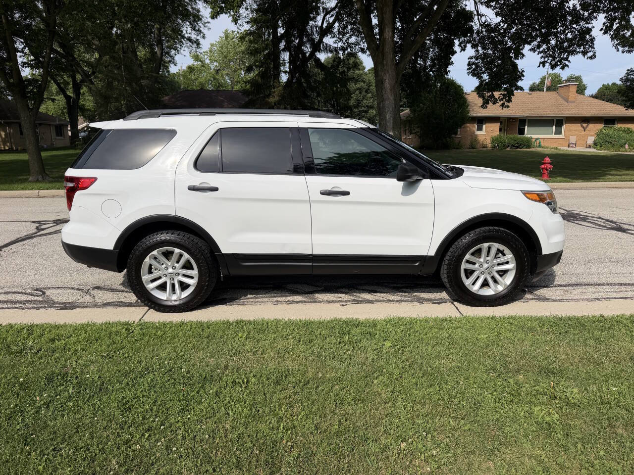 Used 2015 Ford Explorer 4WD image 6