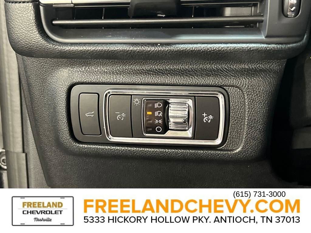 Used 2023 Lincoln Corsair AWD image 14