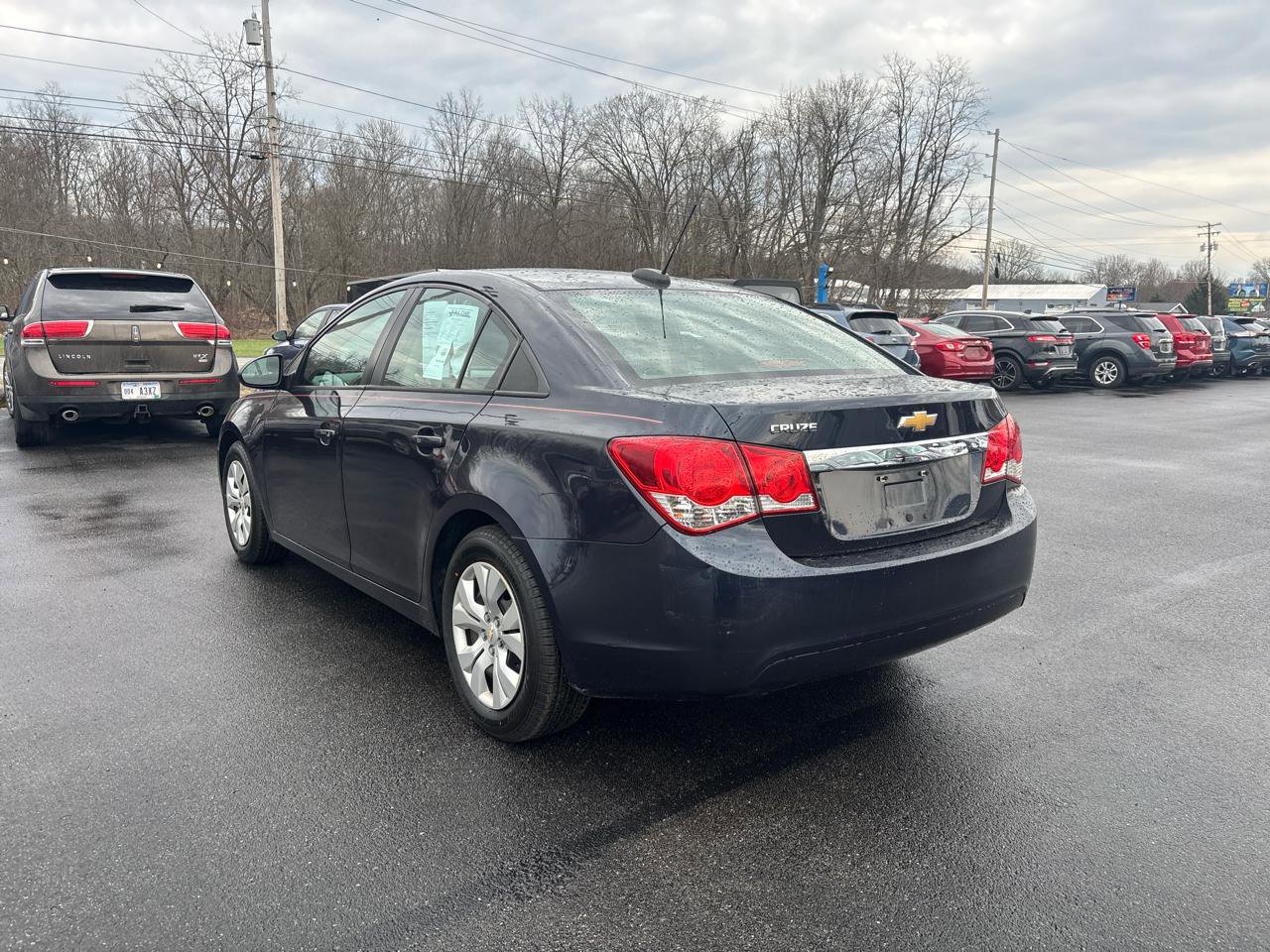 Used 2015 Chevrolet Cruze LS FWD image 4