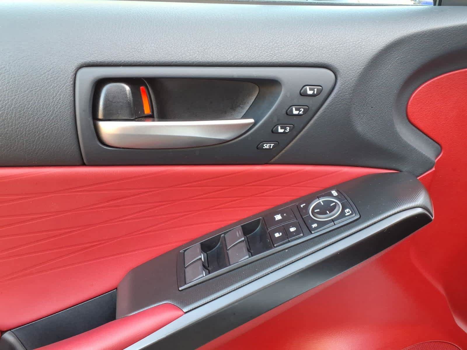 Used 2025 Lexus IS 350 F Sport RWD image 13
