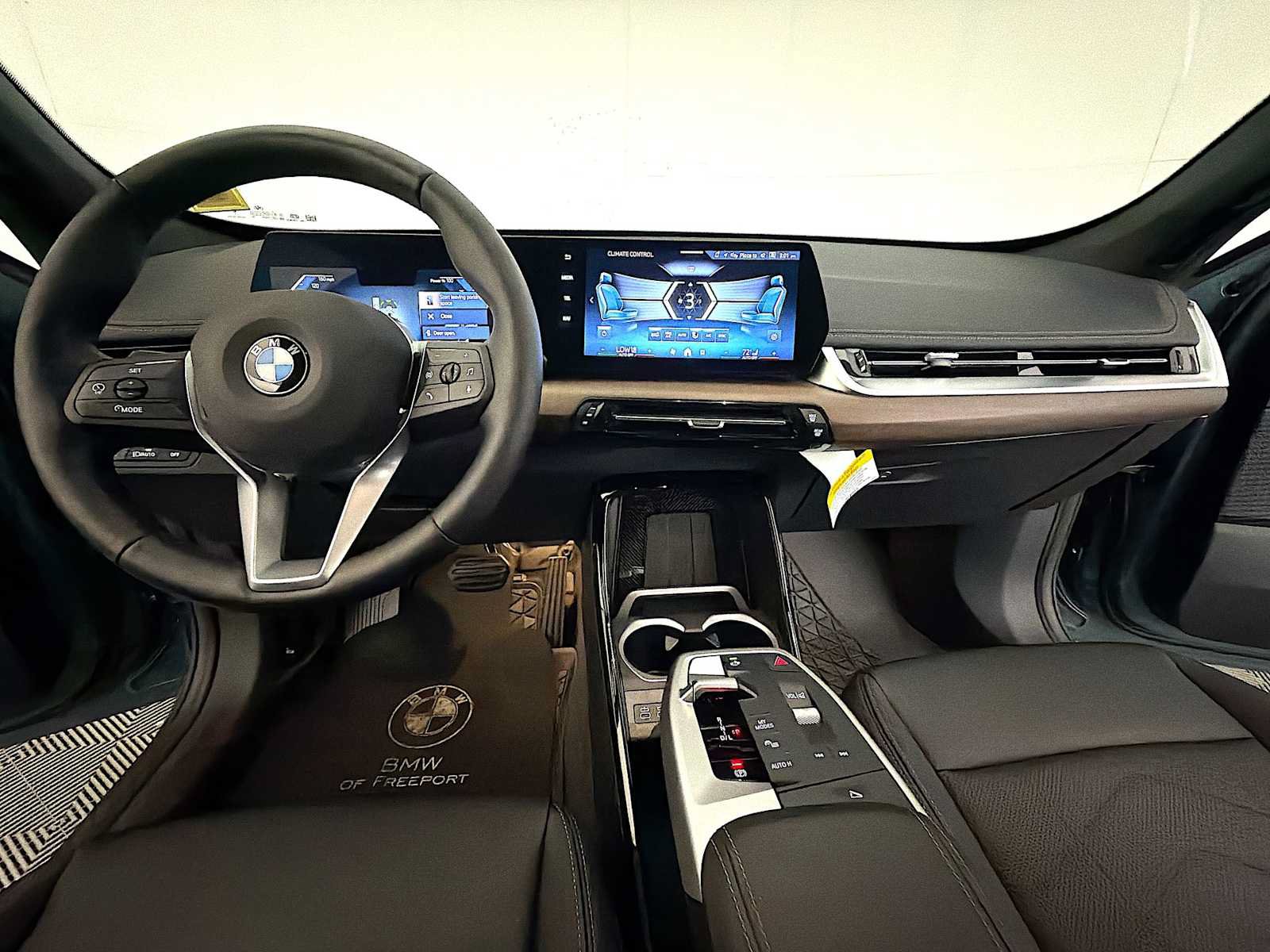 Used 2026 BMW X1 xDrive28i w/ Convenience Package AWD/4WD image 16