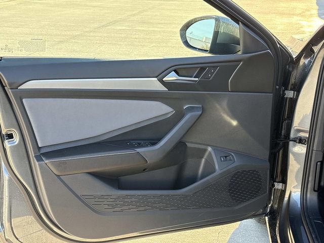 New 2026 Volkswagen Jetta SE image 6