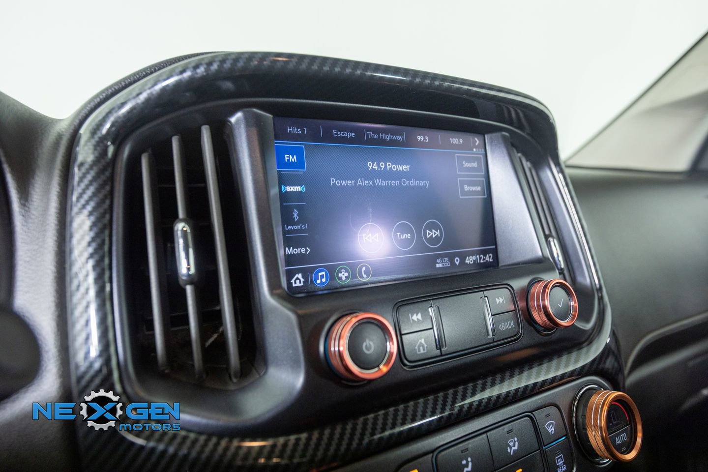 Used 2022 GMC Canyon AT4 AWD/4WD image 17