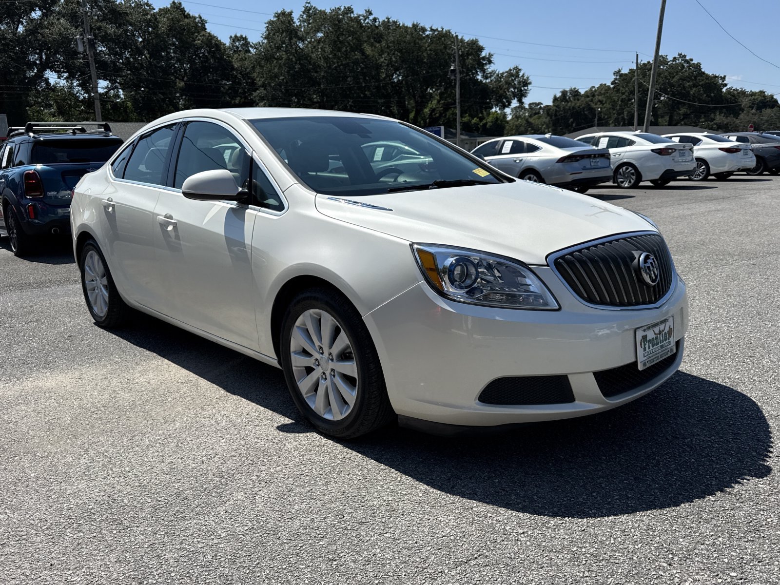 Used 2015 Buick Verano FWD image 7