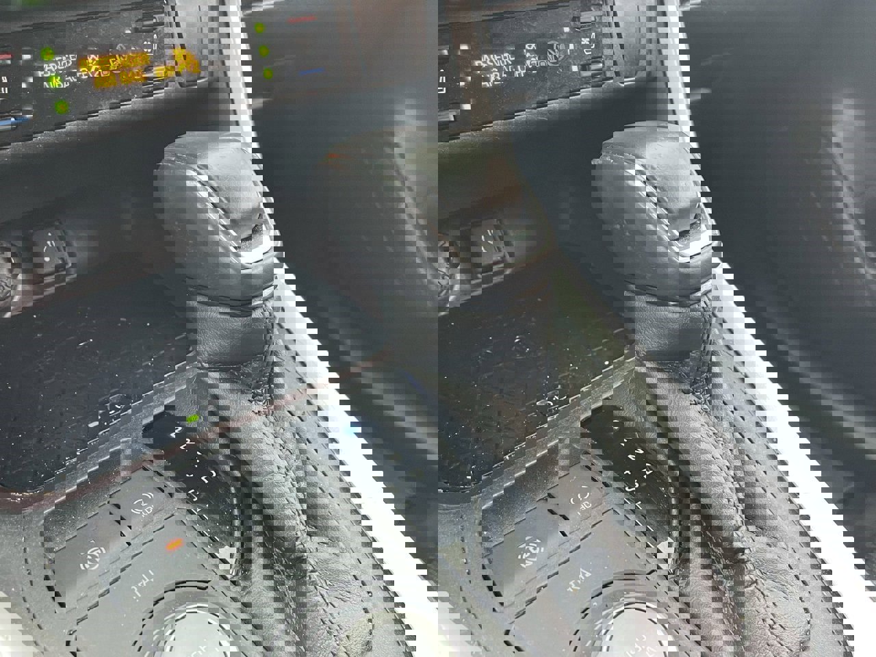 Used 2021 Toyota RAV4 Limited image 5