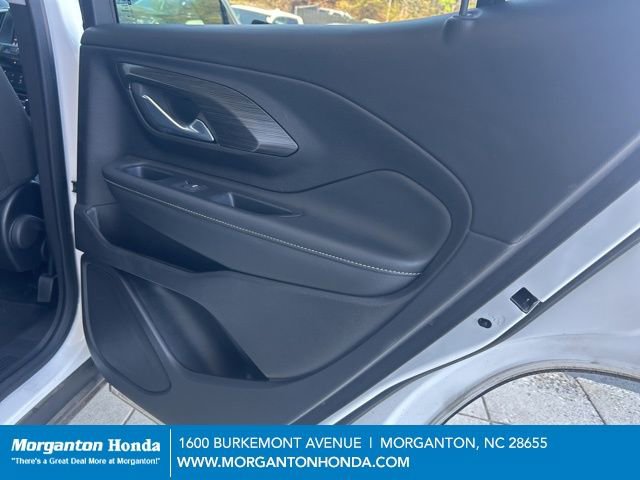 Used 2024 GMC Terrain SLE image 29