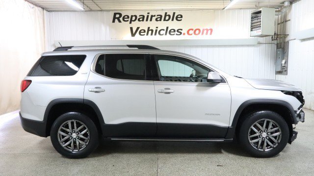 Used 2017 GMC Acadia SLT image 4