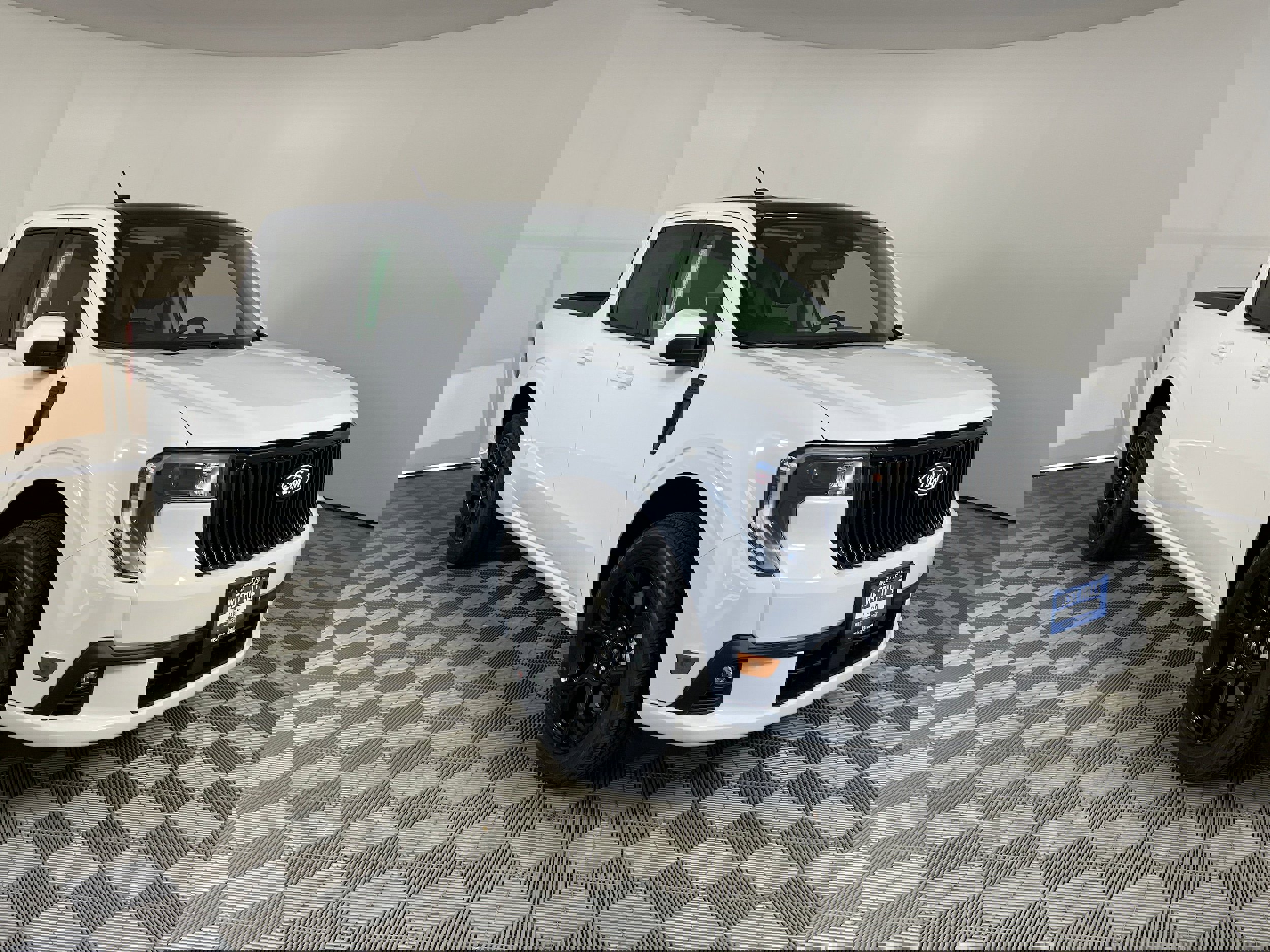 New 2025 Ford Maverick Lobo image 25