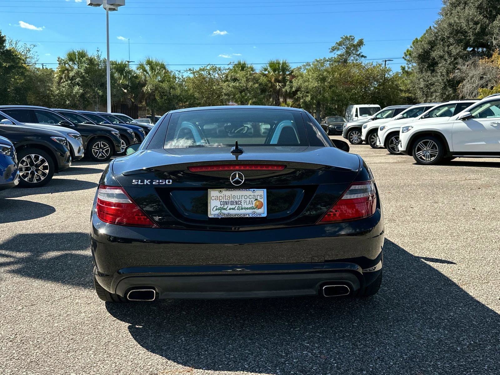 Used 2015 Mercedes-Benz SLK 250 image 4