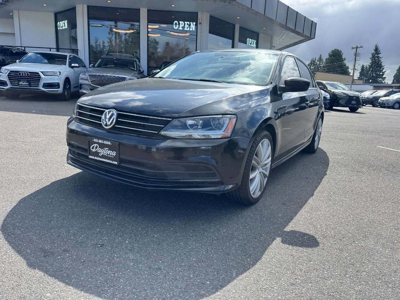 Used 2017 Volkswagen Jetta S image 1