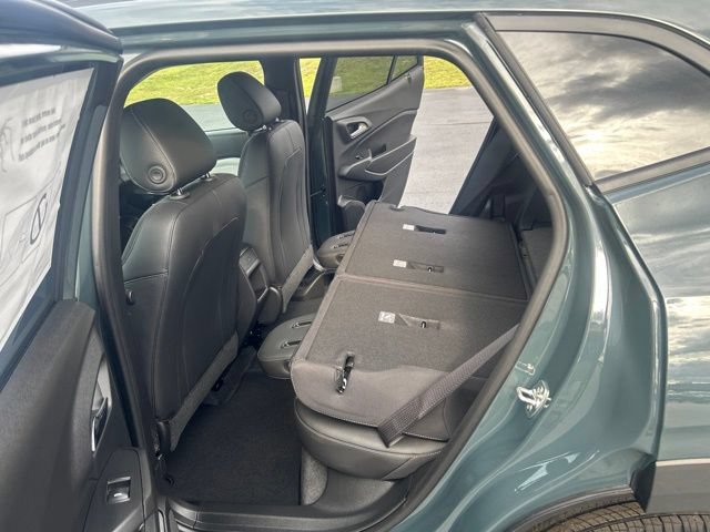New 2026 Chevrolet Trax LT w/ Driver Confidence Package FWD image 34
