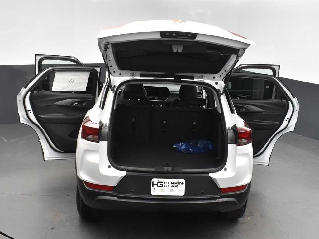 New 2025 Chevrolet TrailBlazer LS w/ LS Convenience Package FWD image 48
