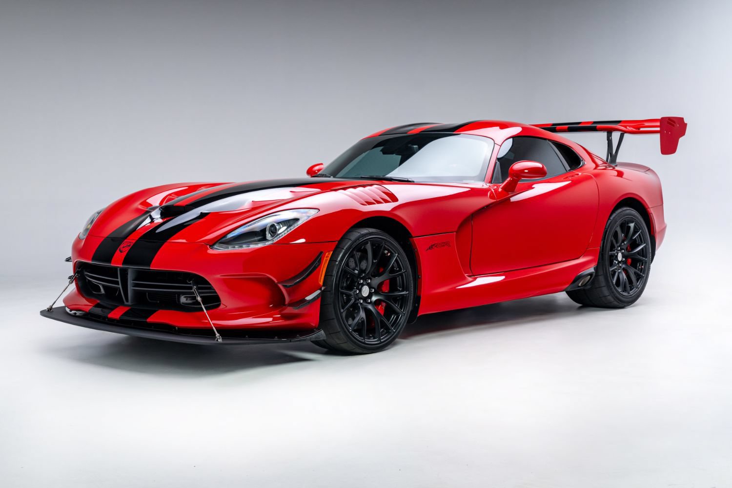 Used 2017 Dodge Viper GTC w/ ACR Package RWD image 3