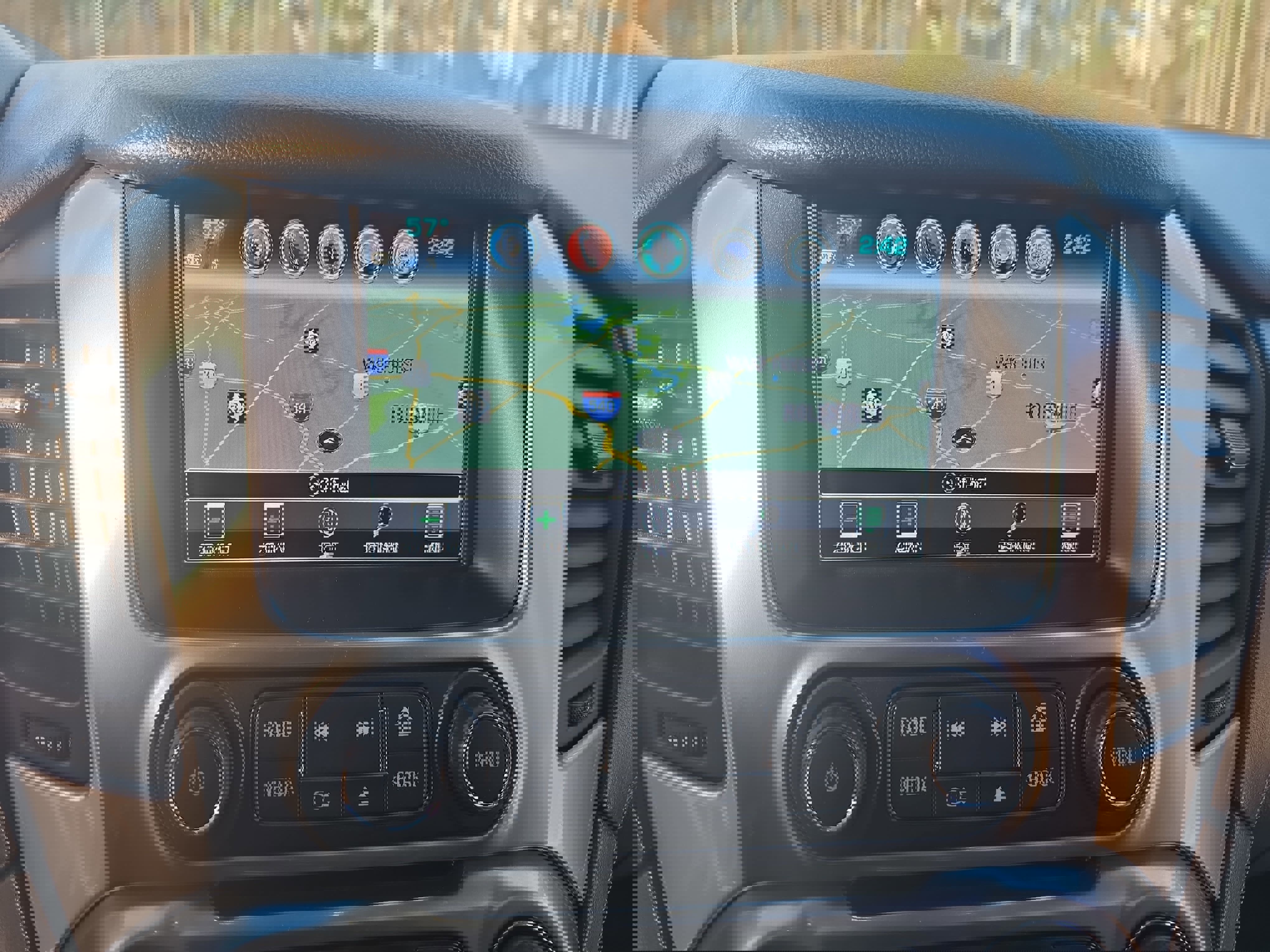 Used 2017 Chevrolet Suburban Premier image 24