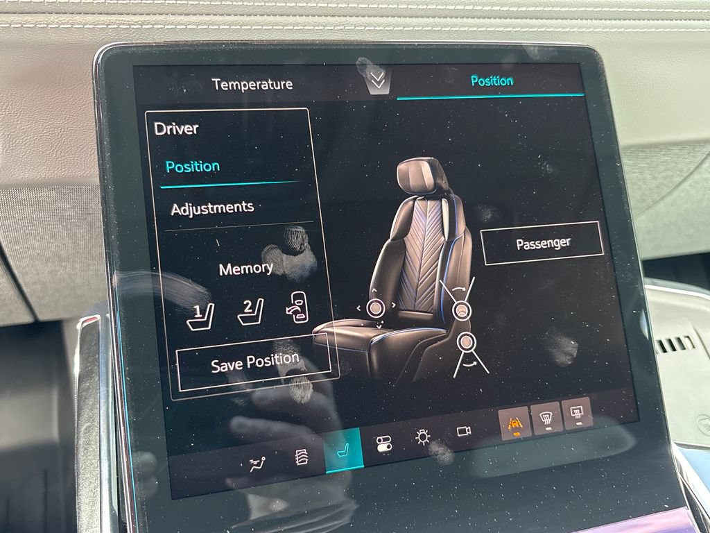 New 2026 Cadillac Escalade IQ Sport 1 w/ LPO, Floor Liner Package AWD/4WD image 40