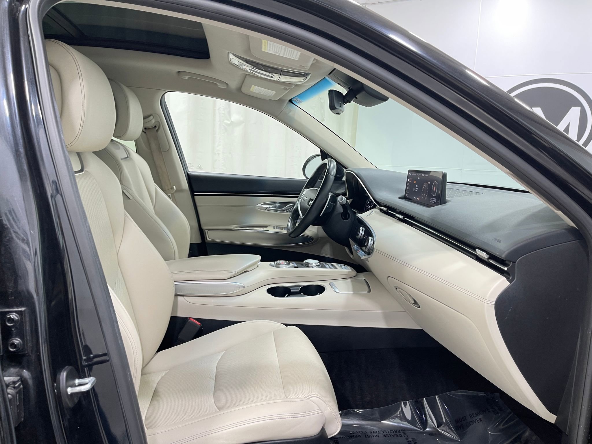 Used 2022 Genesis GV70 2.5T w/ Select Package image 31