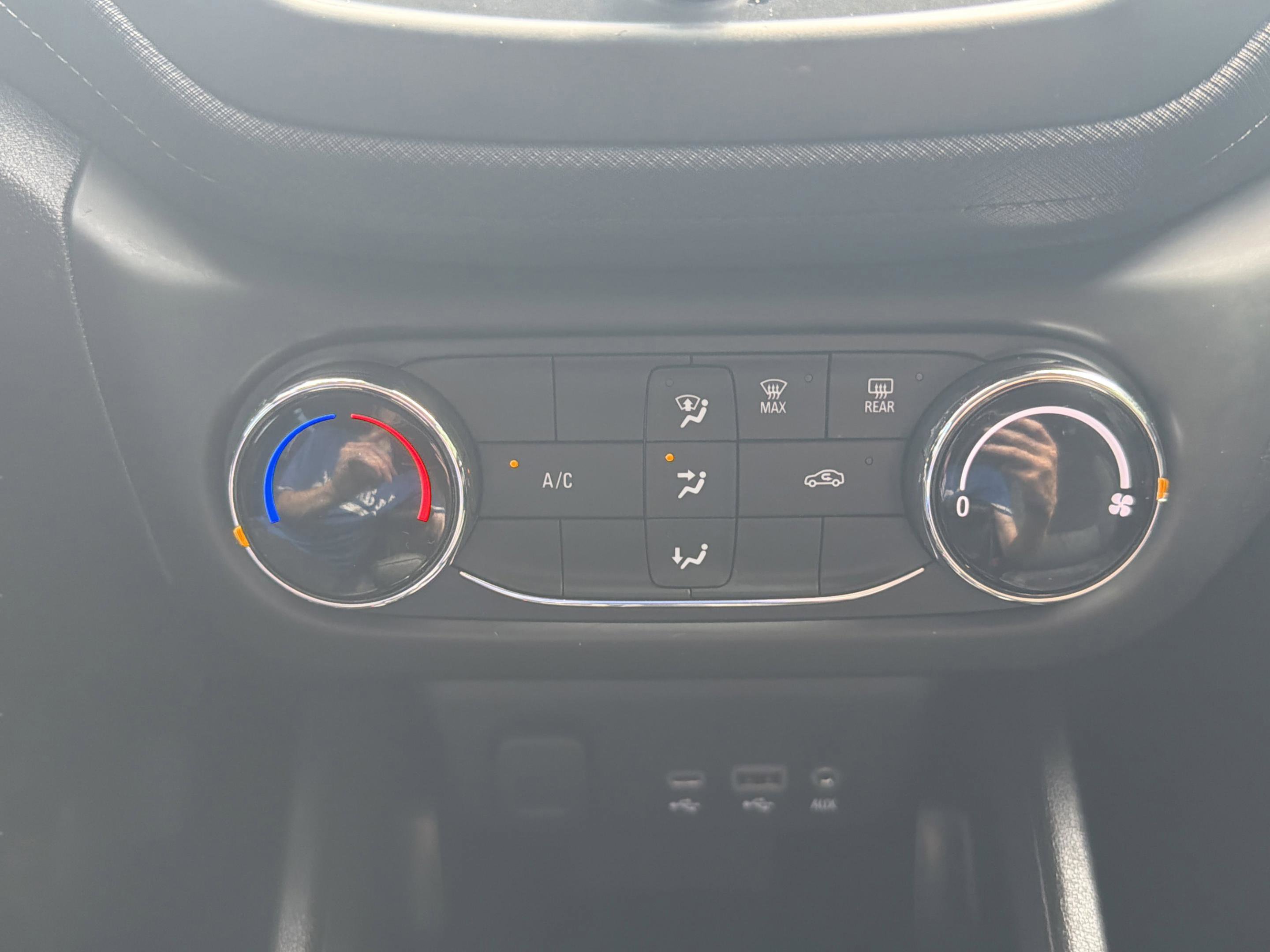 Used 2023 Chevrolet TrailBlazer LS FWD image 15