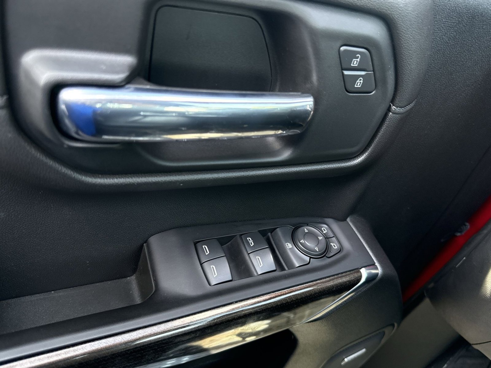 Used 2022 Chevrolet Silverado 1500 RST AWD/4WD image 15