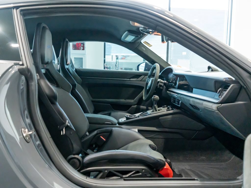 Certified 2026 Porsche 911 GT3 RWD image 24