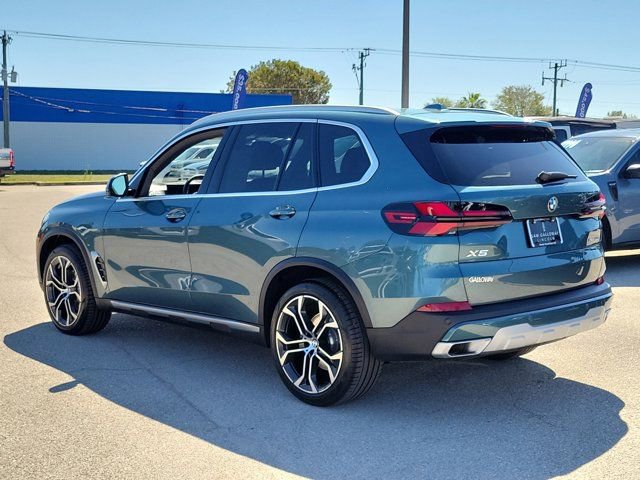 Used 2026 BMW X5 sDrive40i w/ Climate Comfort Package image 4