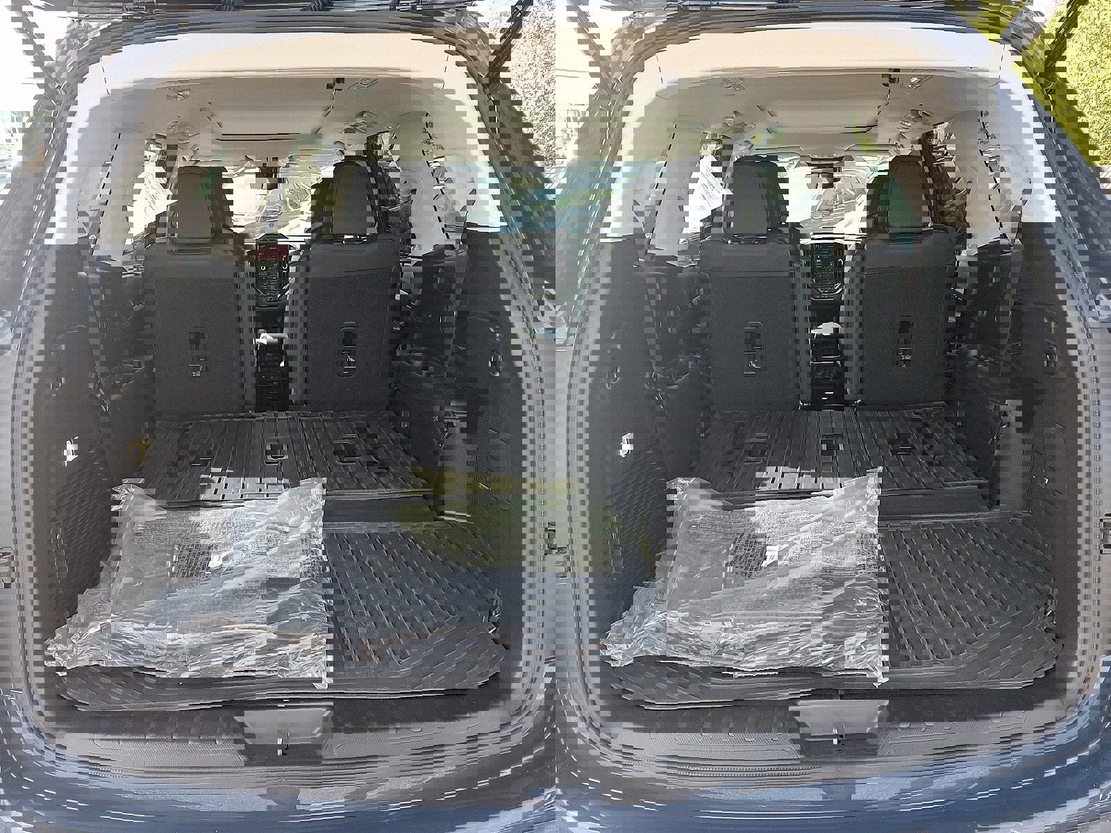 Used 2025 Subaru Ascent Bronze Edition image 28