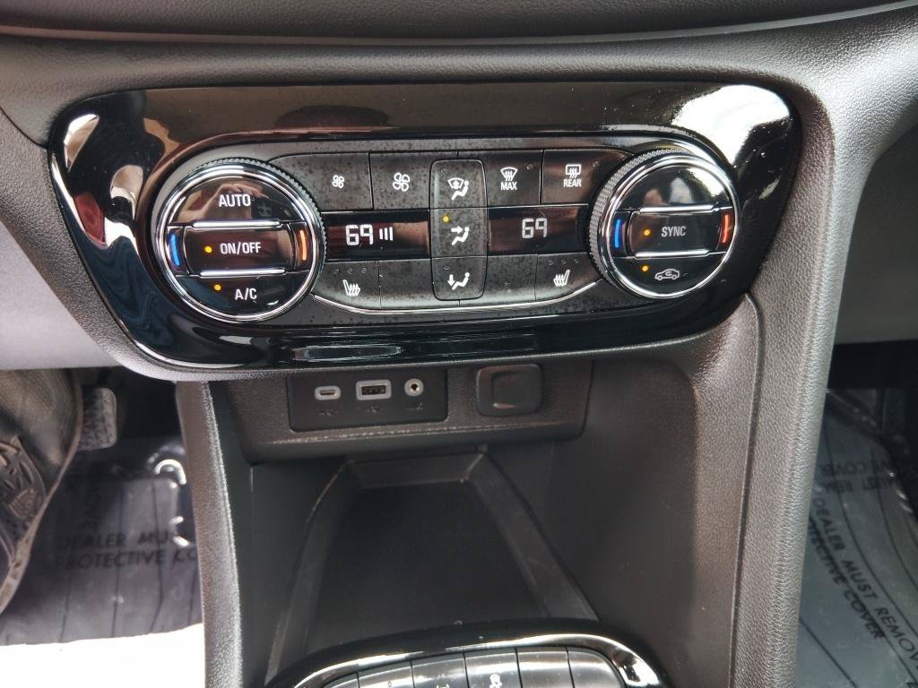 Used 2023 Buick Encore GX Select AWD/4WD image 21