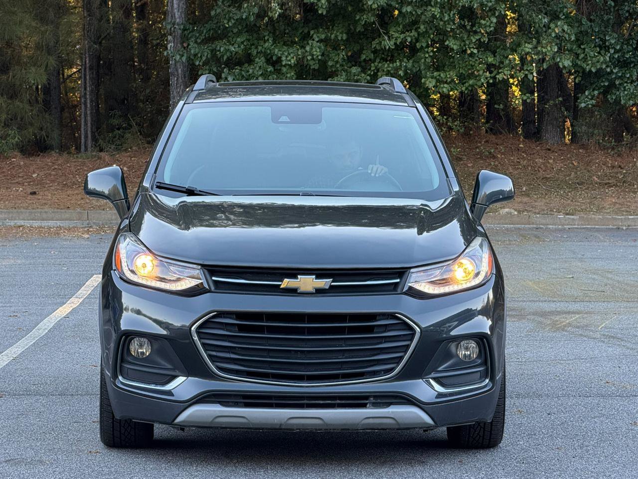 Used 2020 Chevrolet Trax Premier FWD image 2